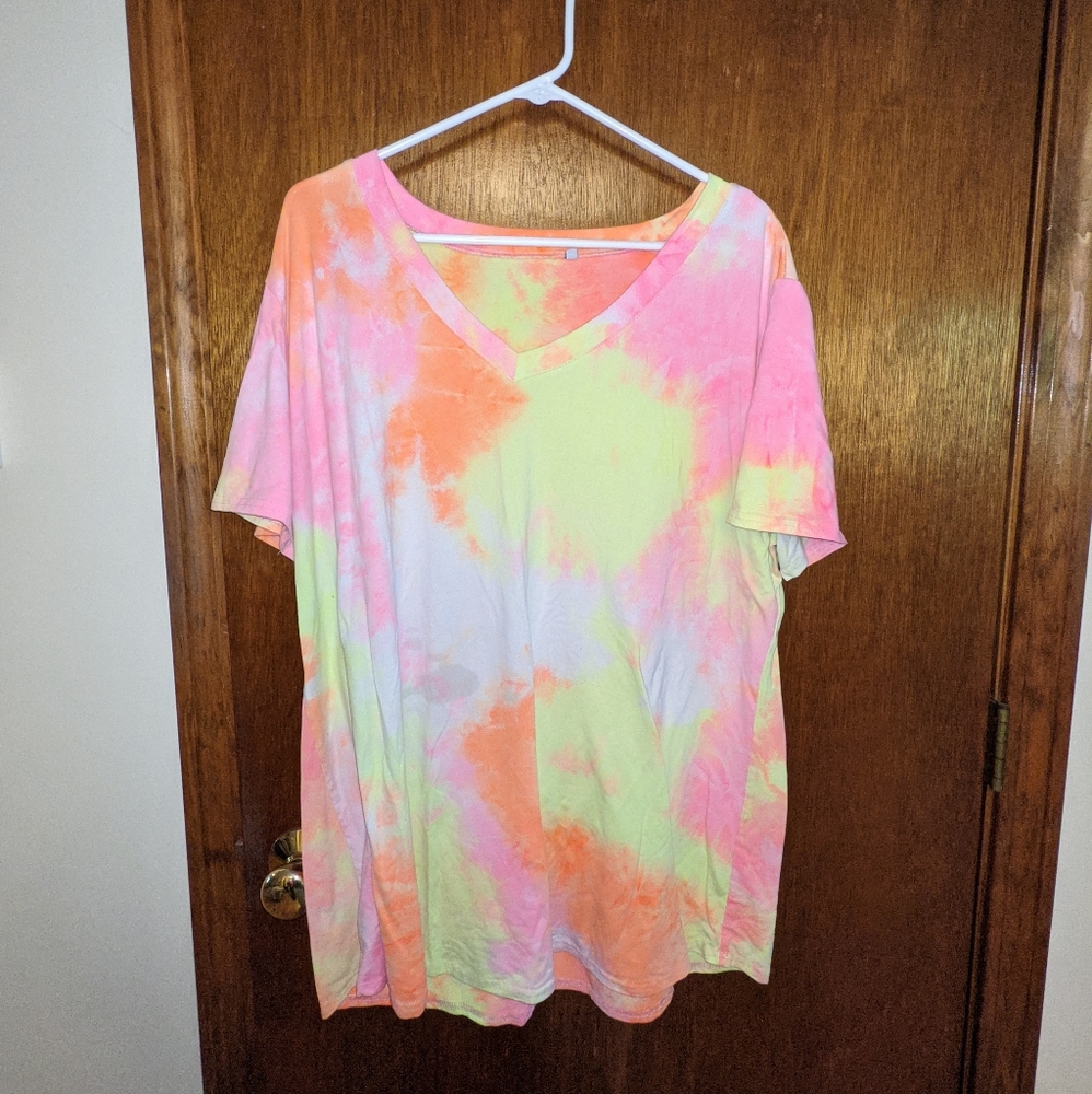 Women's Tie Dye shirt